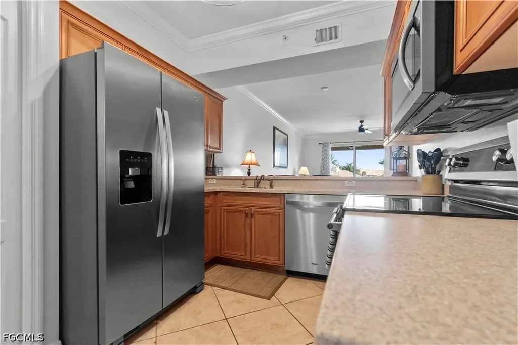 8470 Kingbird Loop Estero FL 33967