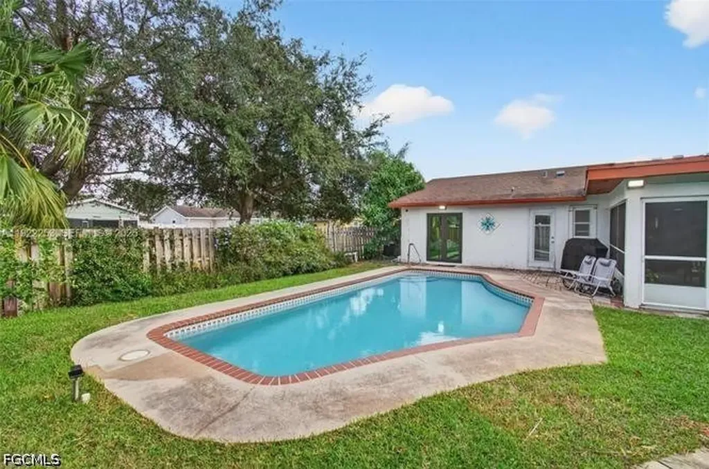 10763 Shady Pond Lane Boca Raton FL 33428