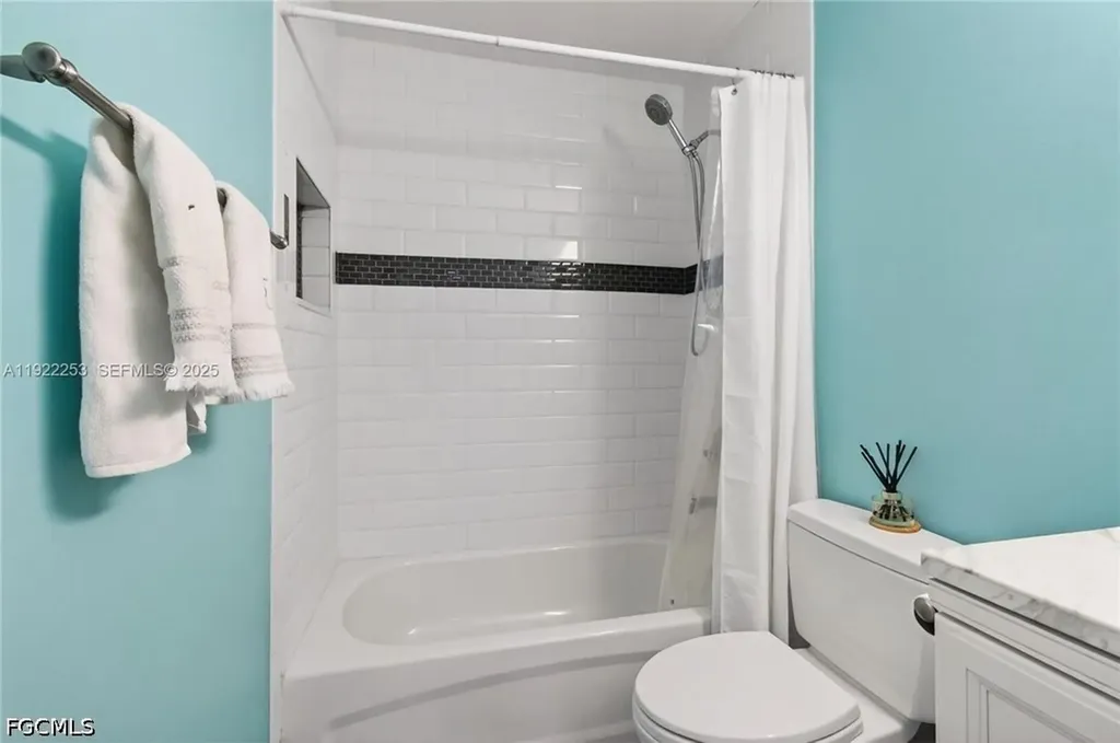 10763 Shady Pond Lane Boca Raton FL 33428