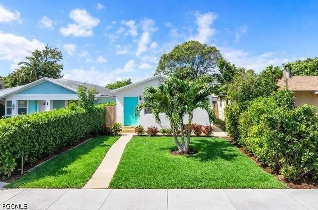 411 S E Street Lake Worth FL 33460