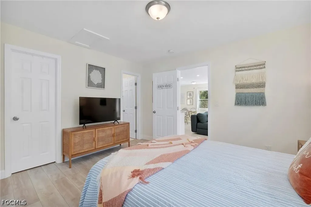 411 S E Street Lake Worth FL 33460