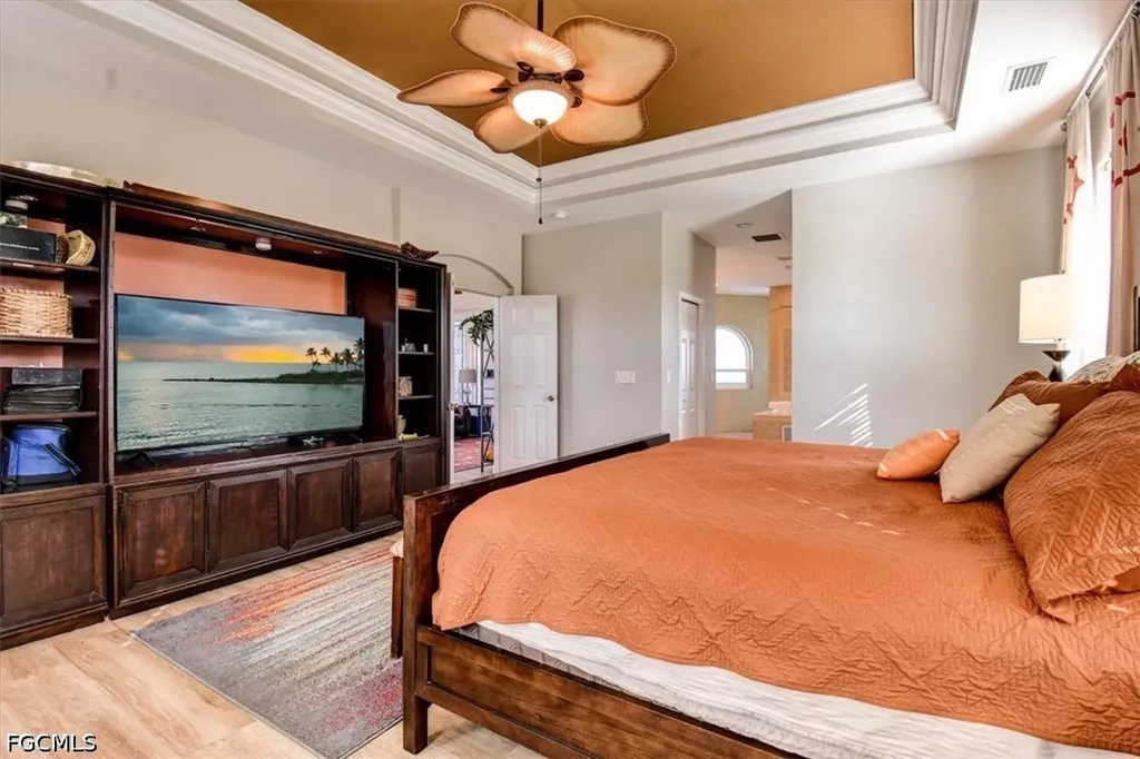 420 SE 32nd Street Cape Coral FL 33904