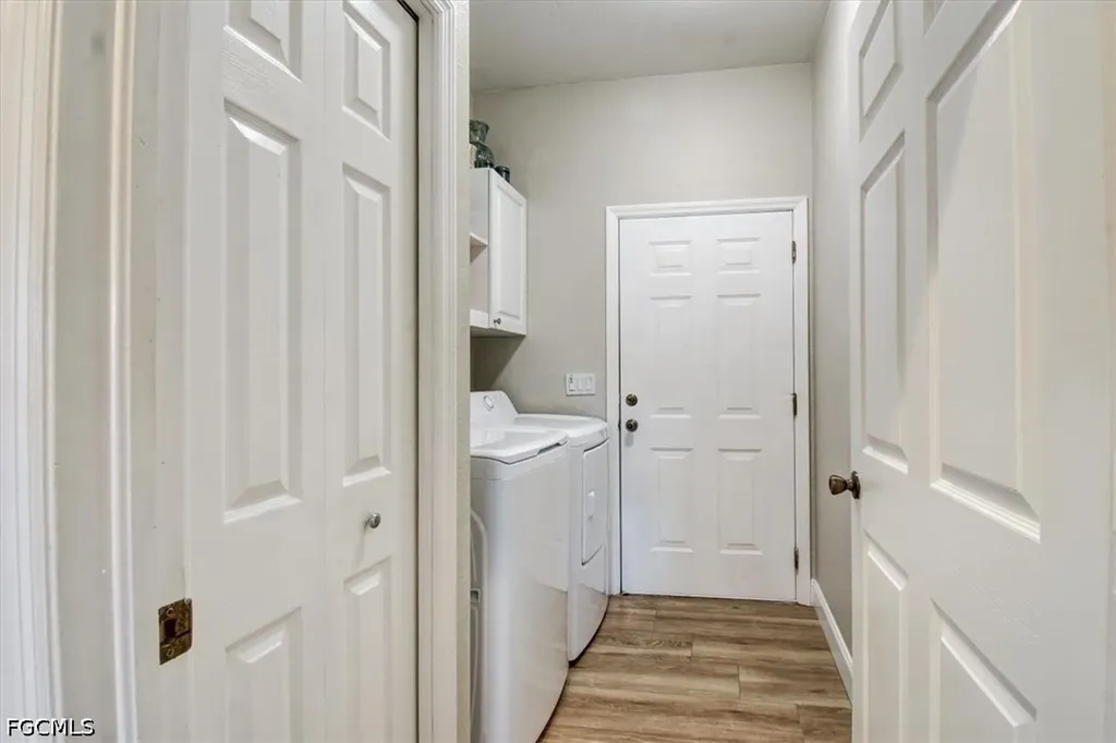 420 SE 32nd Street Cape Coral FL 33904