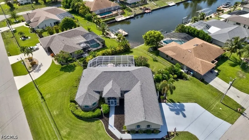 420 SE 32nd Street Cape Coral FL 33904