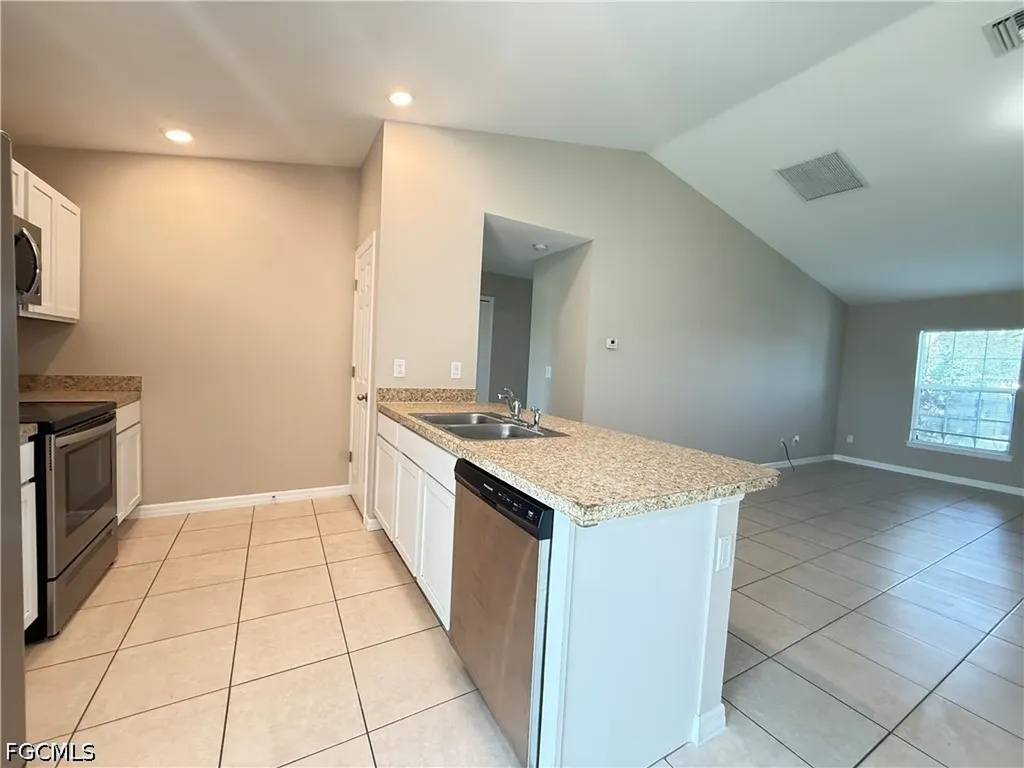 1727 NW 15th Street Cape Coral FL 33993