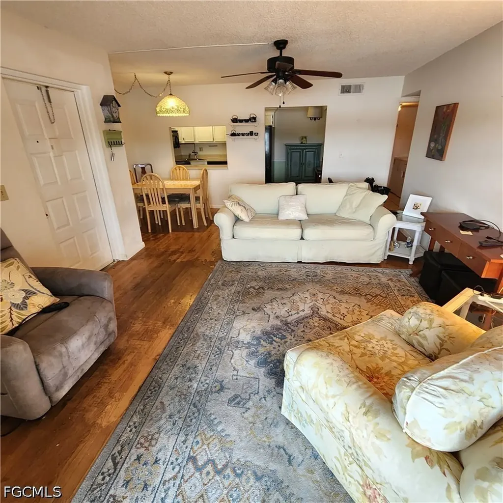 9950 Sailview Court Fort Myers FL 33905