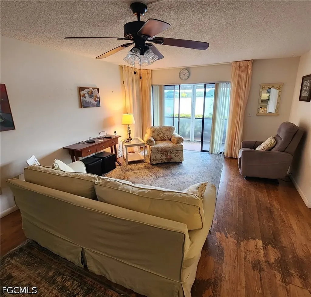 9950 Sailview Court Fort Myers FL 33905