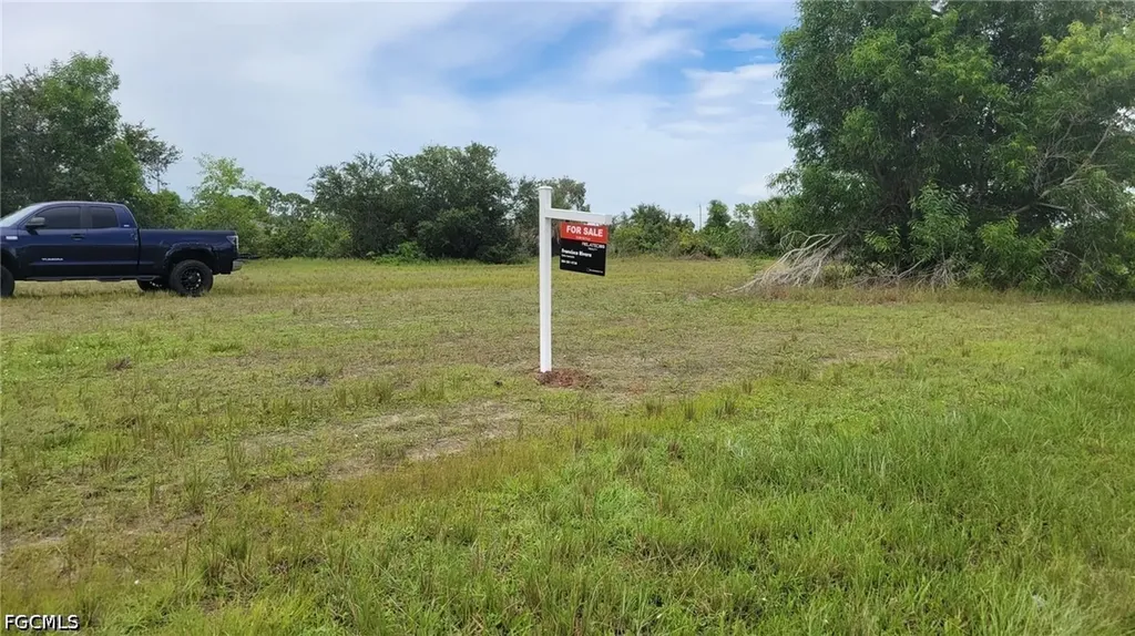 3937 NW 46th Lane Cape Coral FL 33993