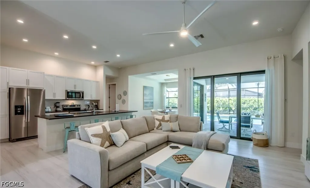 4402 SW 18th Place Cape Coral FL 33914
