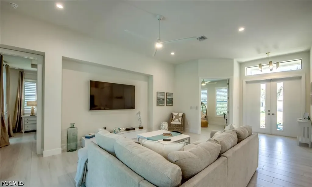 4402 SW 18th Place Cape Coral FL 33914