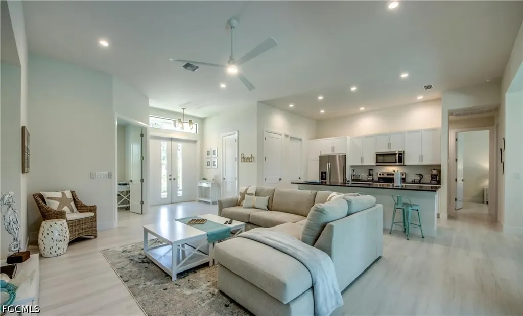 4402 SW 18th Place Cape Coral FL 33914