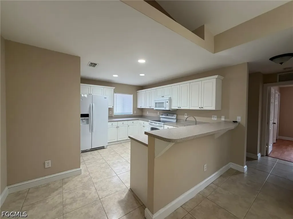 3404 NE 9th Avenue Cape Coral FL 33909