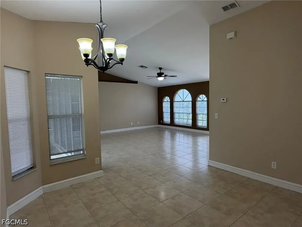 3404 NE 9th Avenue Cape Coral FL 33909