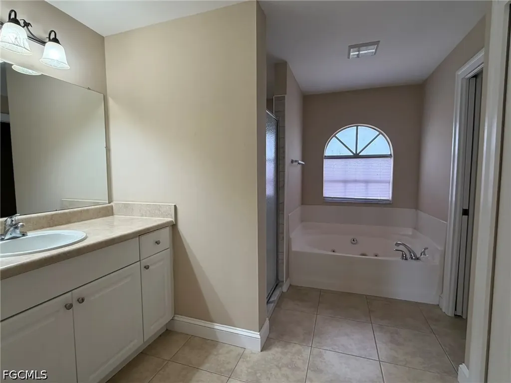3404 NE 9th Avenue Cape Coral FL 33909
