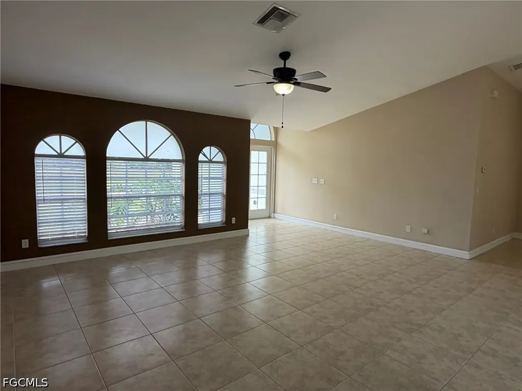 3404 NE 9th Avenue Cape Coral FL 33909