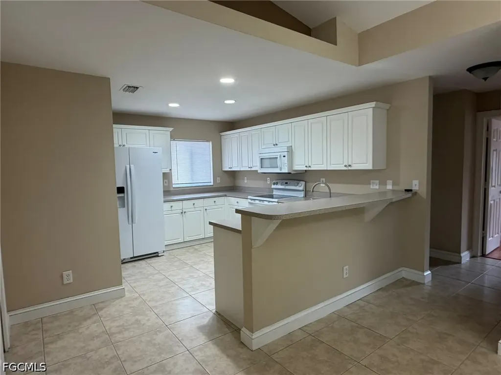 3404 NE 9th Avenue Cape Coral FL 33909