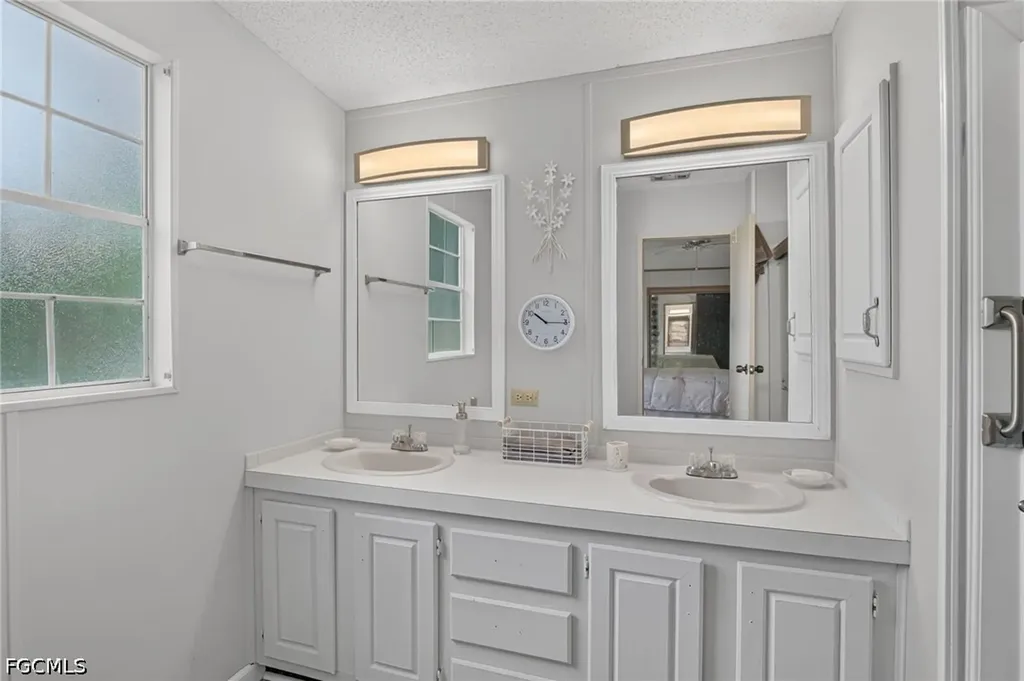 14505 Nathan Hale Lane North Fort Myers FL 33917