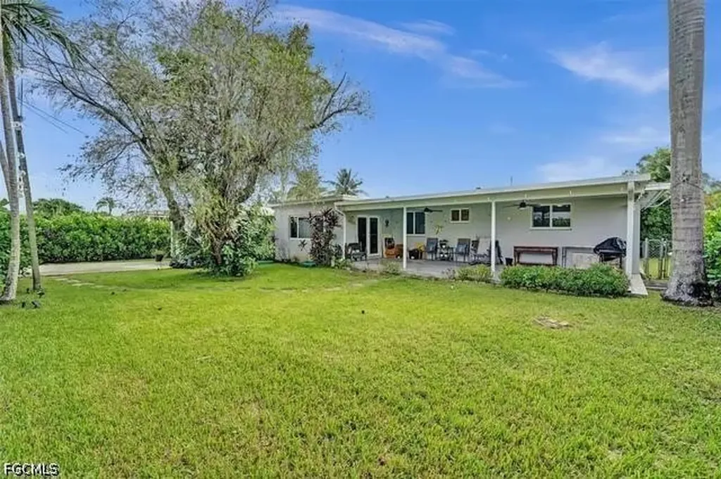 214 N 31st Avenue Hollywood FL 33021