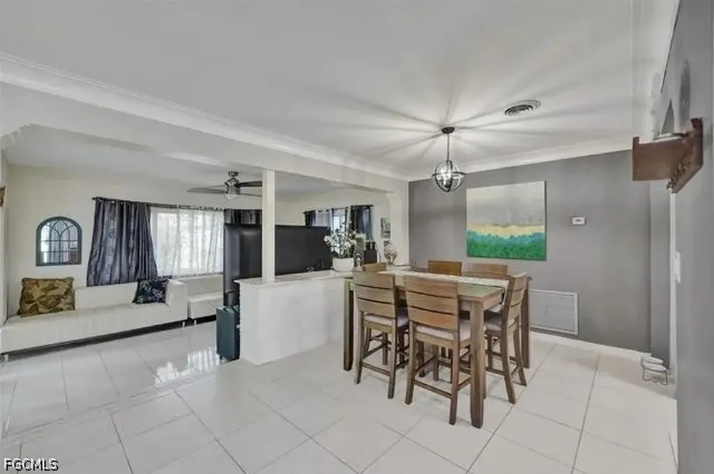 214 N 31st Avenue Hollywood FL 33021