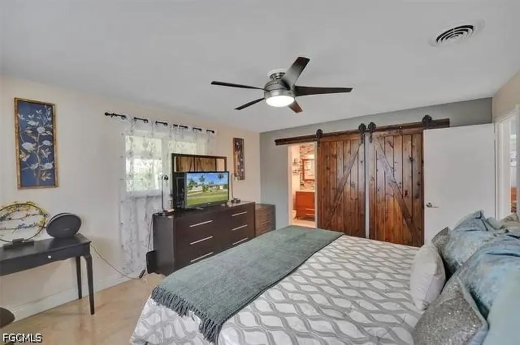 214 N 31st Avenue Hollywood FL 33021