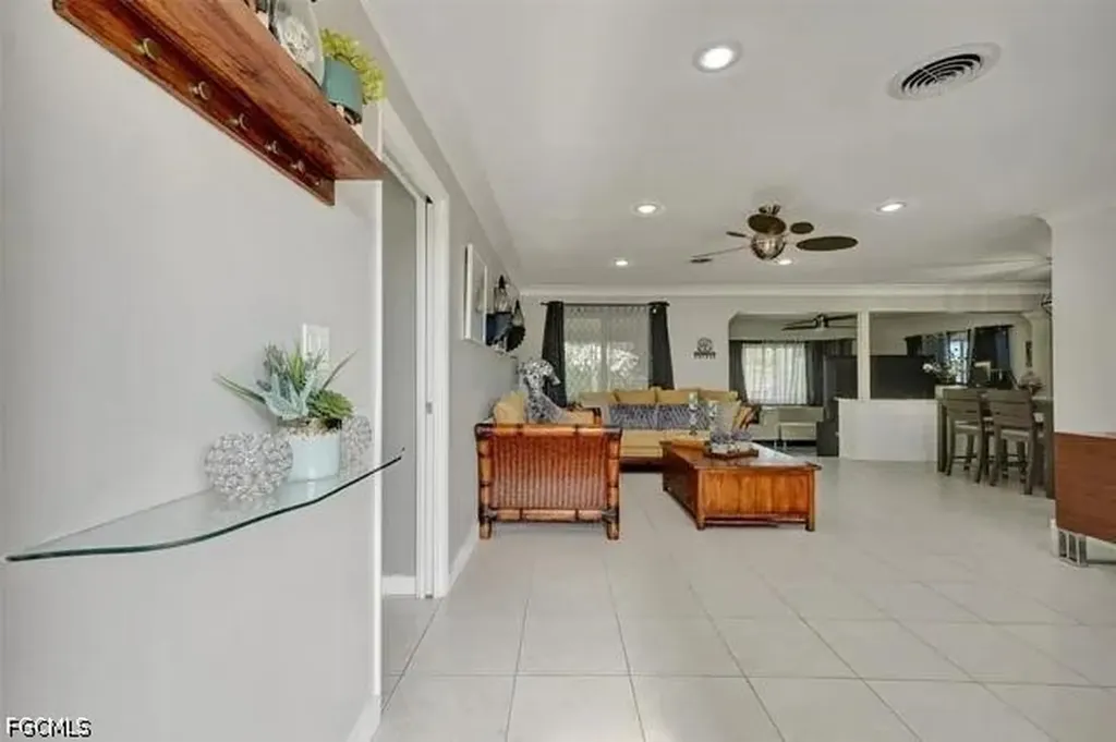 214 N 31st Avenue Hollywood FL 33021