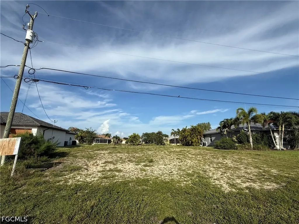 3009 SW 11th Place Cape Coral FL 33914