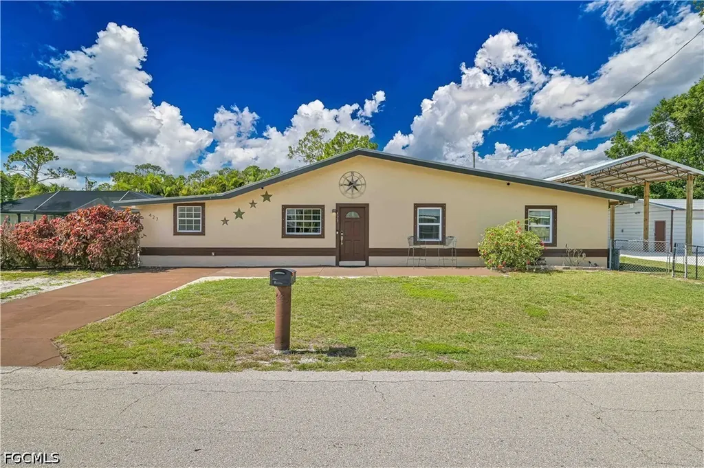 427 Stockton Street North Fort Myers FL 33903
