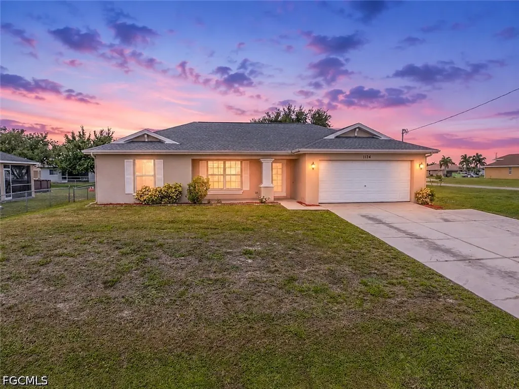 1124 Diplomat Parkway W Cape Coral FL 33993