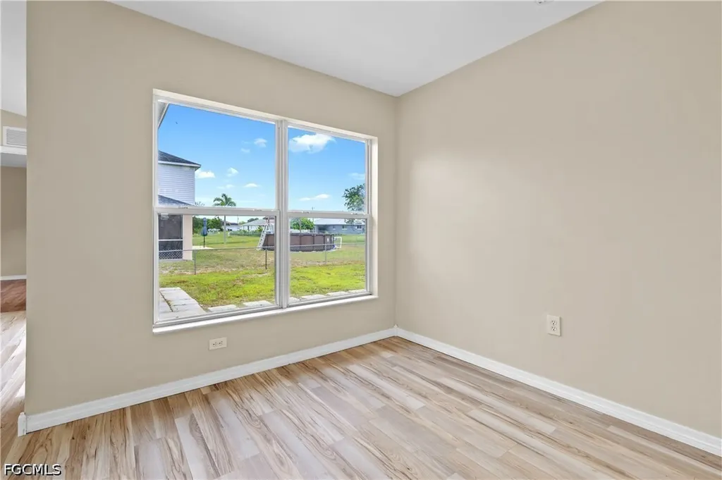 1124 Diplomat Parkway W Cape Coral FL 33993
