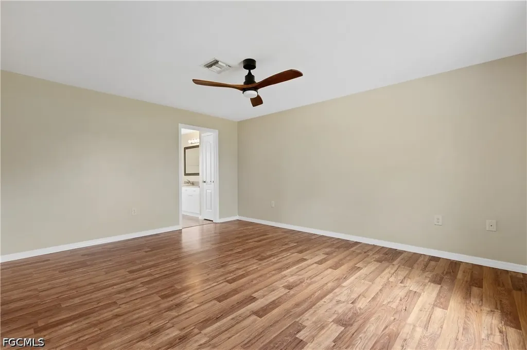 1124 Diplomat Parkway W Cape Coral FL 33993