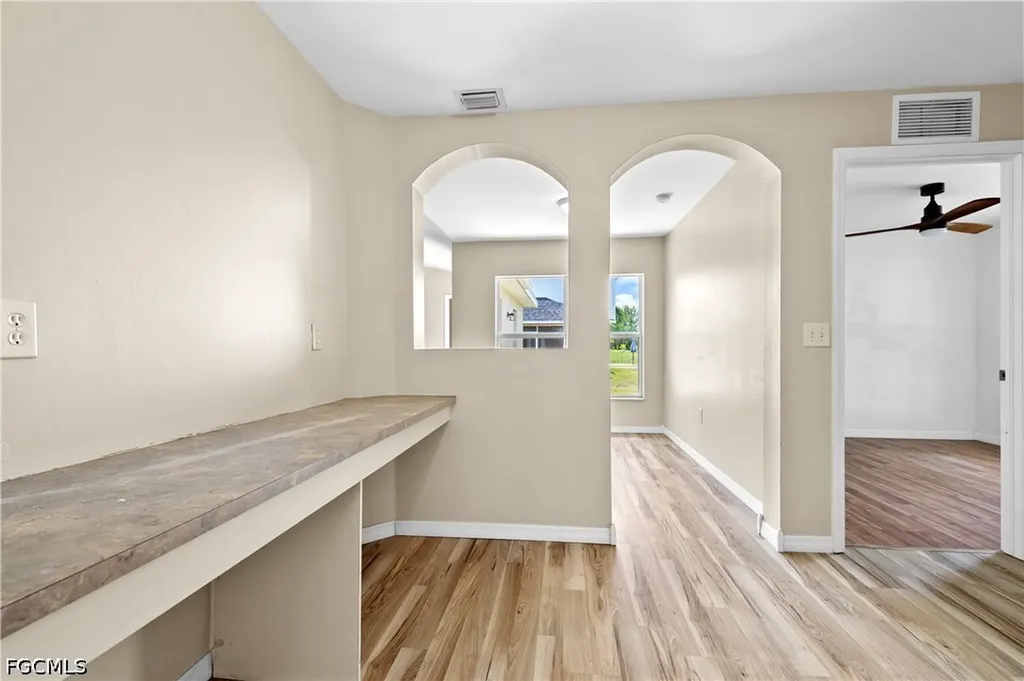 1124 Diplomat Parkway W Cape Coral FL 33993