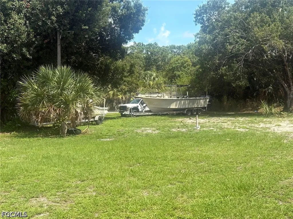 4281 Elwood Road Fort Myers FL 33908