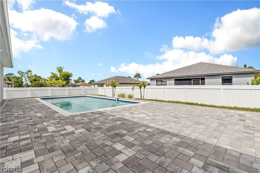 3114 Chiquita Boulevard N Cape Coral FL 33993