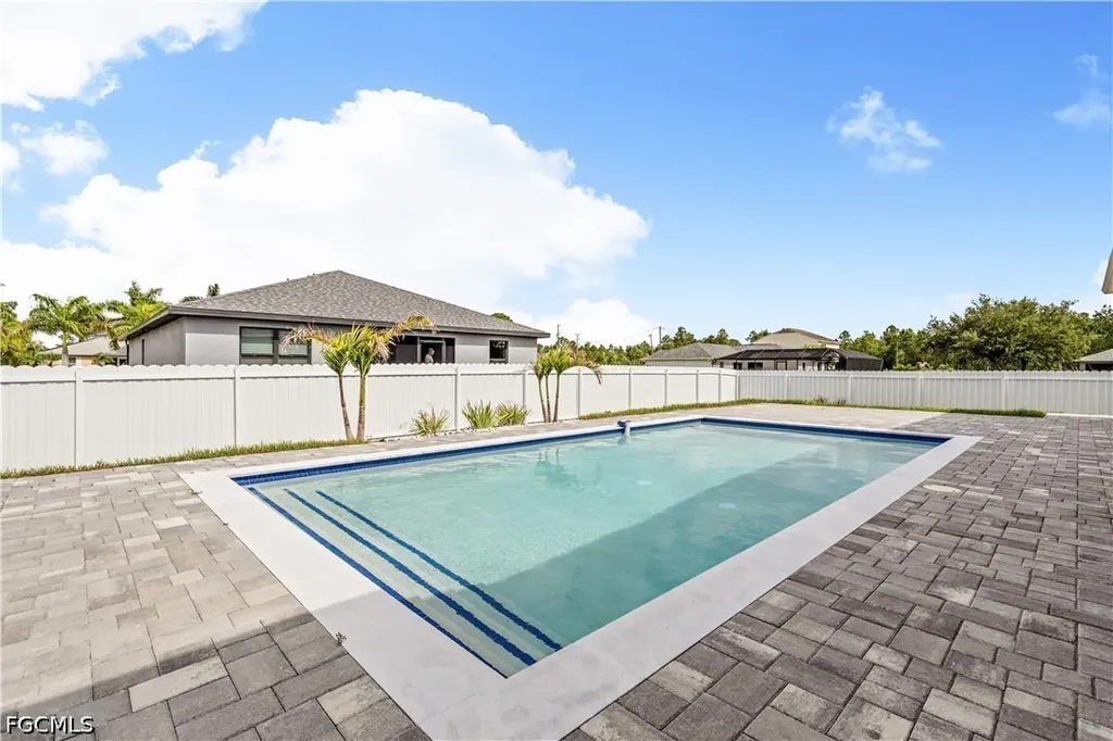3114 Chiquita Boulevard N Cape Coral FL 33993