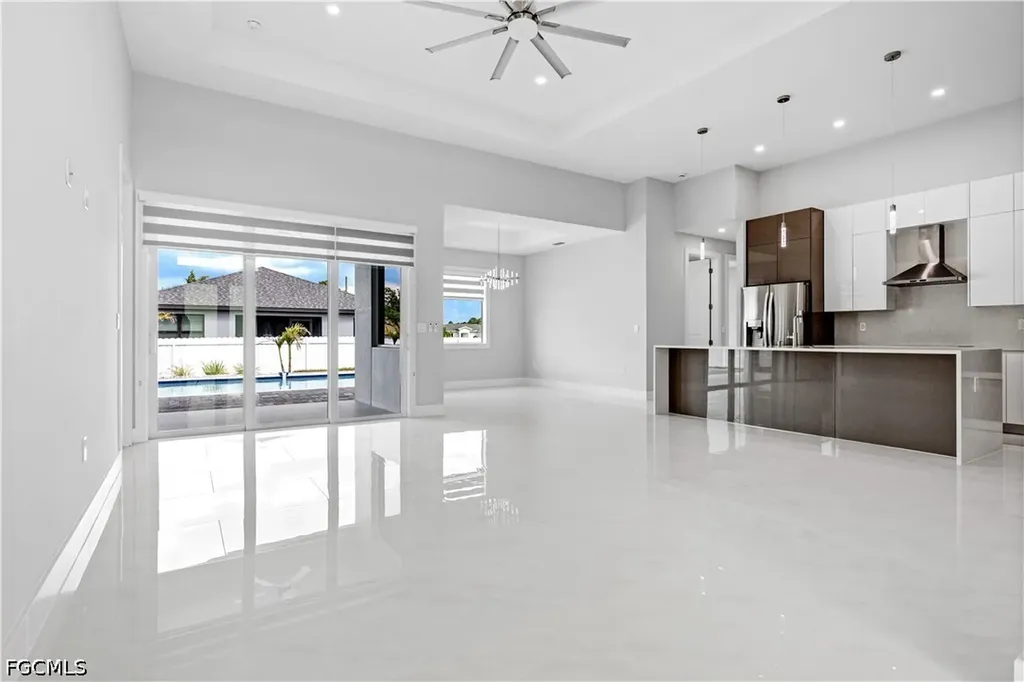 3114 Chiquita Boulevard N Cape Coral FL 33993