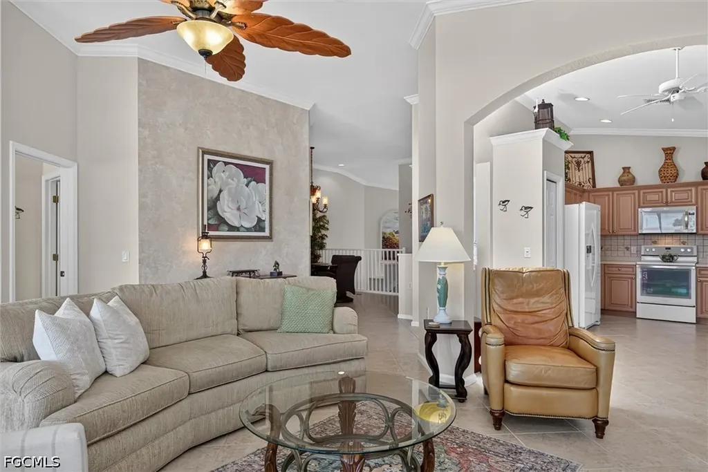 3050 Meandering Way Fort Myers FL 33905