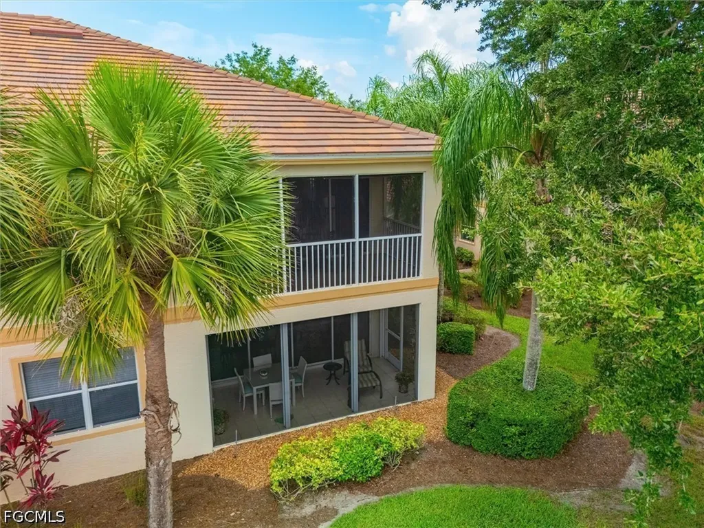 3050 Meandering Way Fort Myers FL 33905