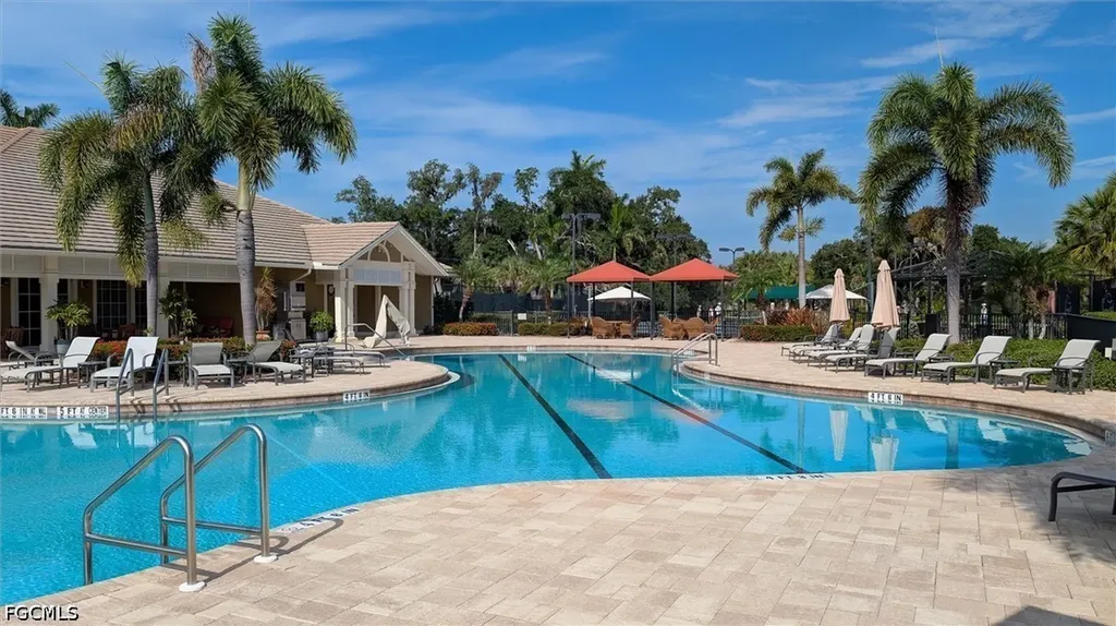 3050 Meandering Way Fort Myers FL 33905