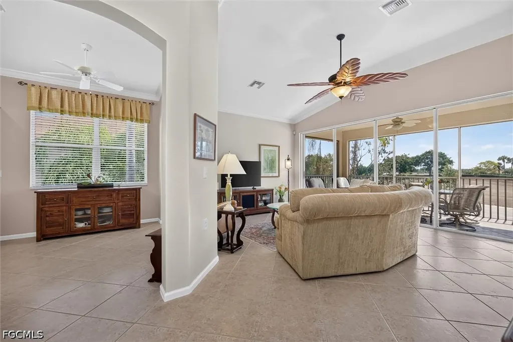 3050 Meandering Way Fort Myers FL 33905