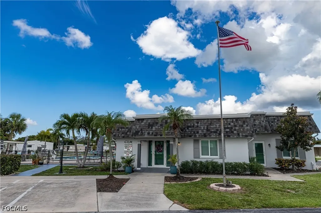 58 Sturbridge Lane Fort Myers FL 33908