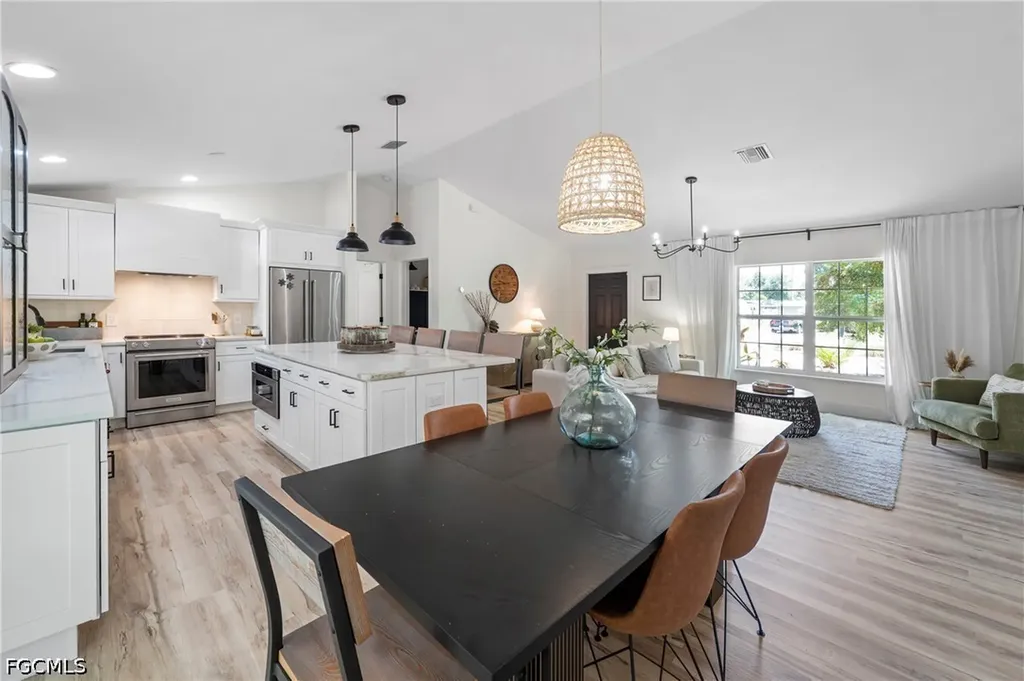 1658 Passaic Avenue Fort Myers FL 33901