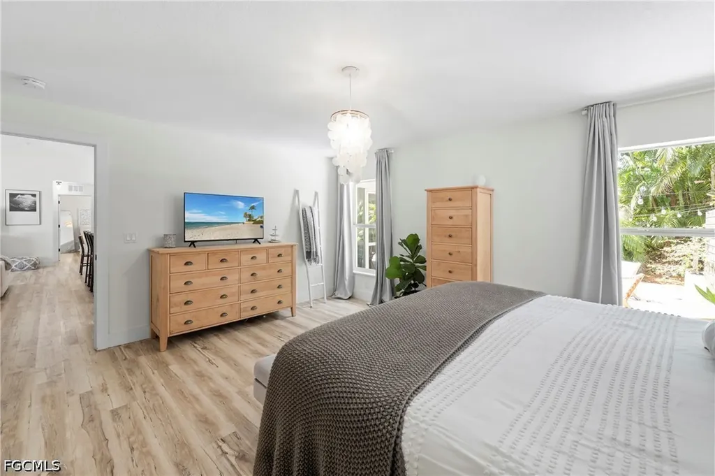1658 Passaic Avenue Fort Myers FL 33901