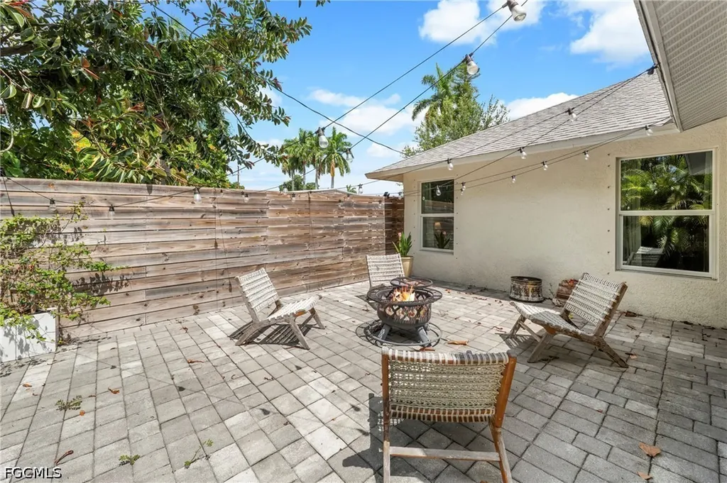 1658 Passaic Avenue Fort Myers FL 33901