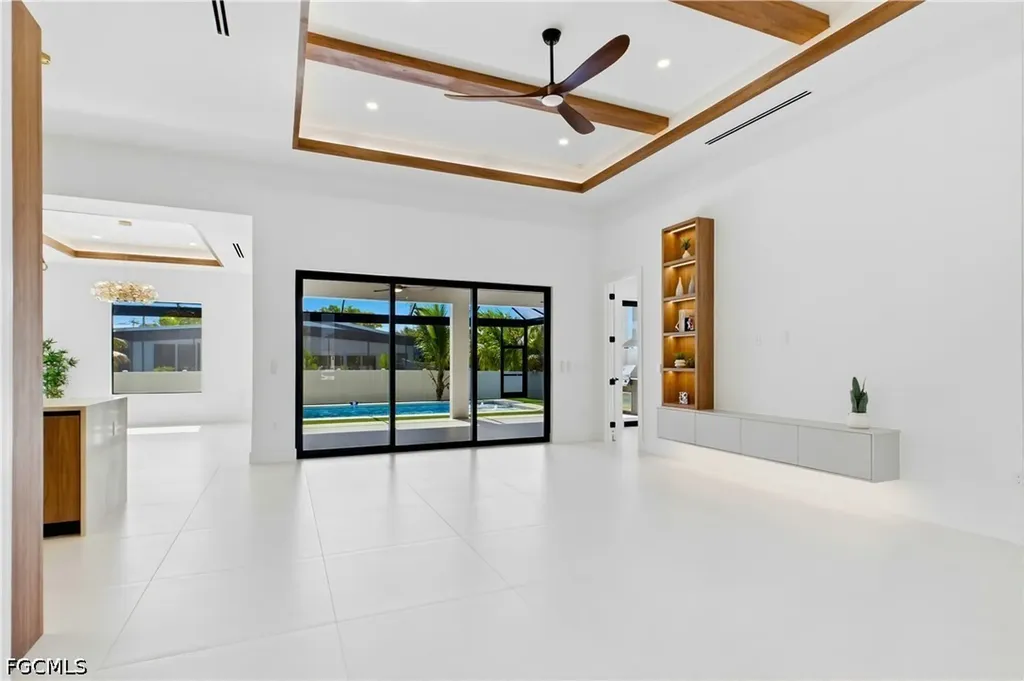 4627 SW 17th Avenue Cape Coral FL 33914