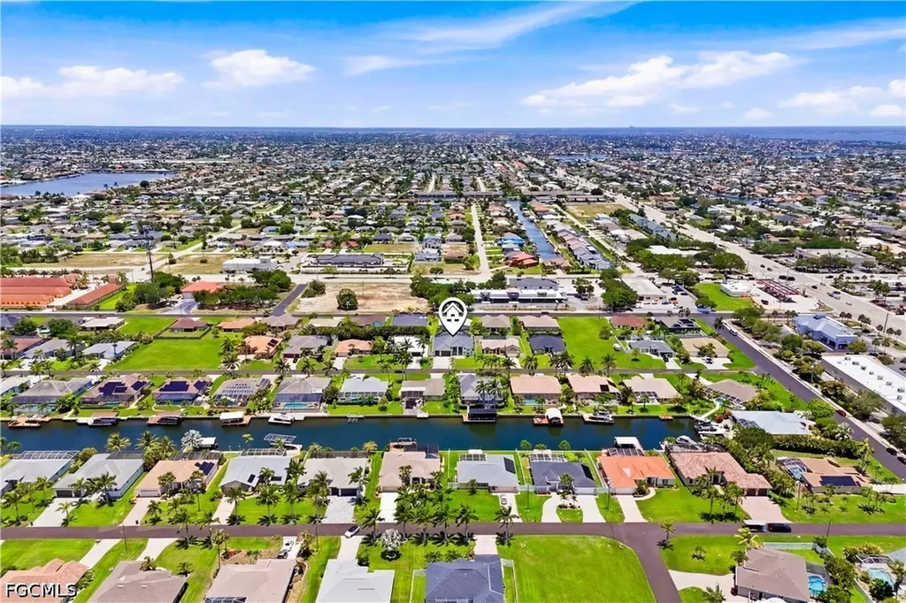 4627 SW 17th Avenue Cape Coral FL 33914