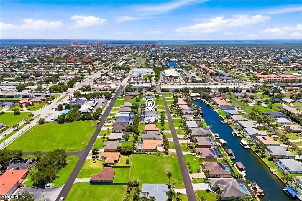 4627 SW 17th Avenue Cape Coral FL 33914