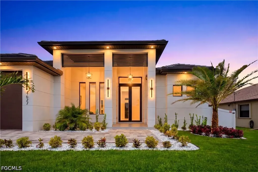 4627 SW 17th Avenue Cape Coral FL 33914