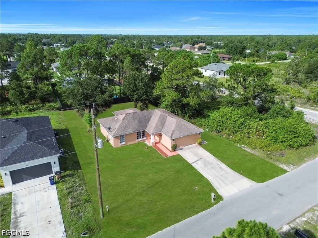 2707 42nd Street W Lehigh Acres FL 33971