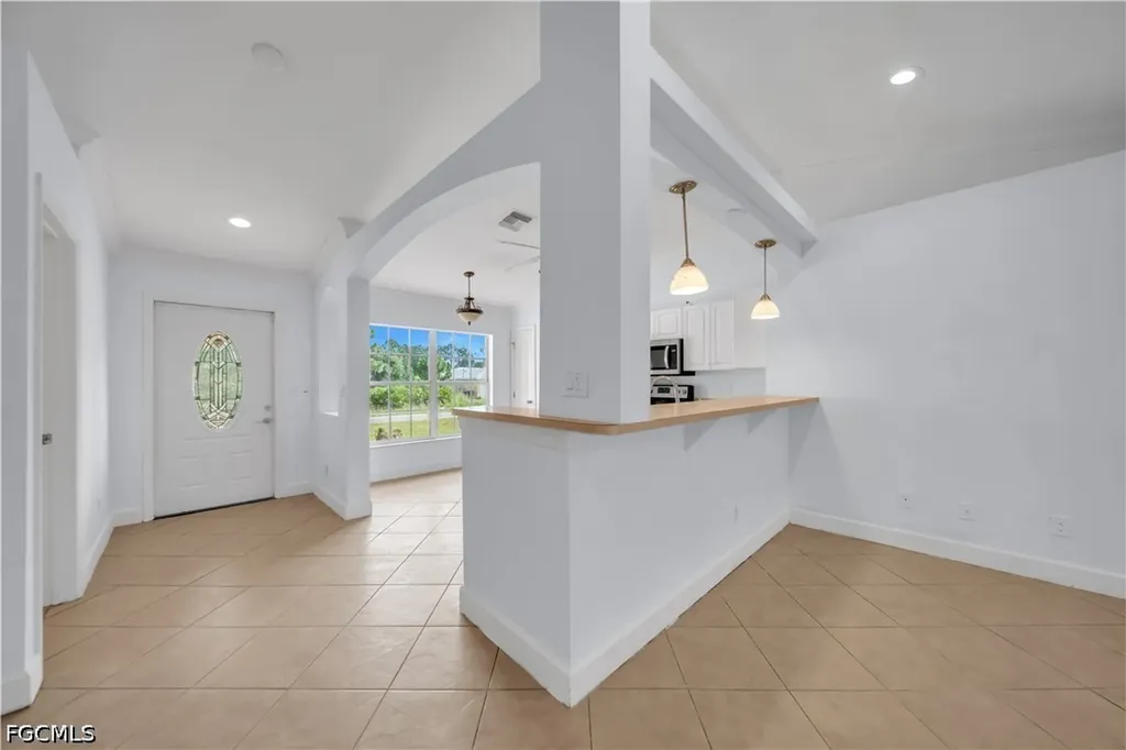 2707 42nd Street W Lehigh Acres FL 33971