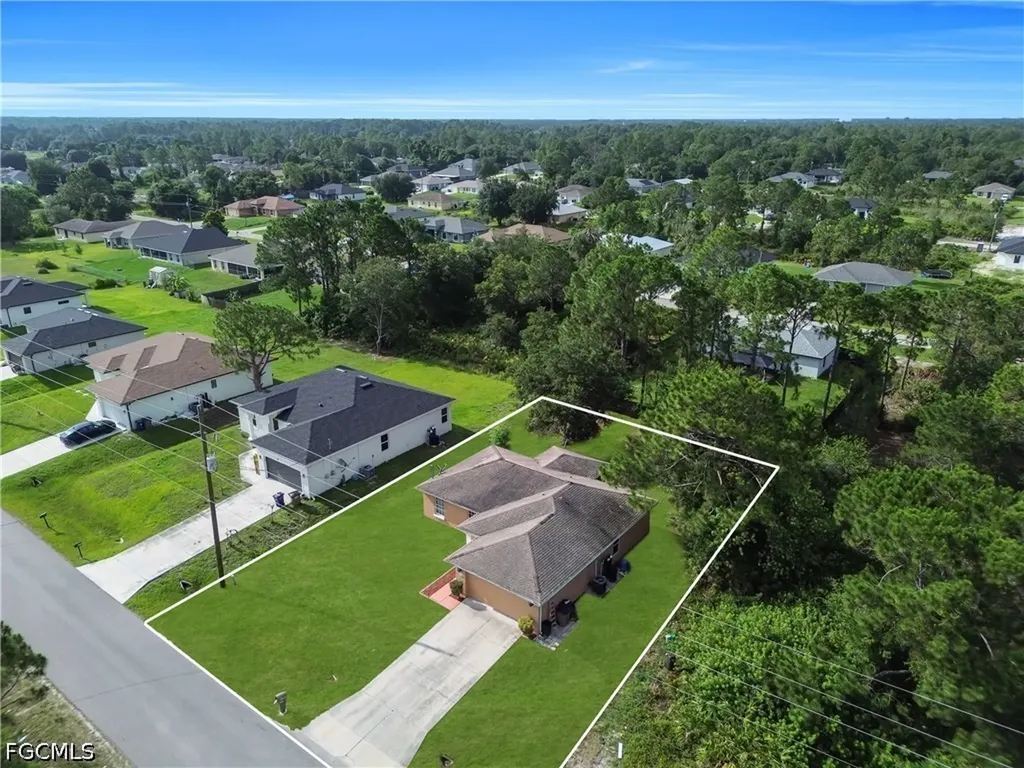 2707 42nd Street W Lehigh Acres FL 33971
